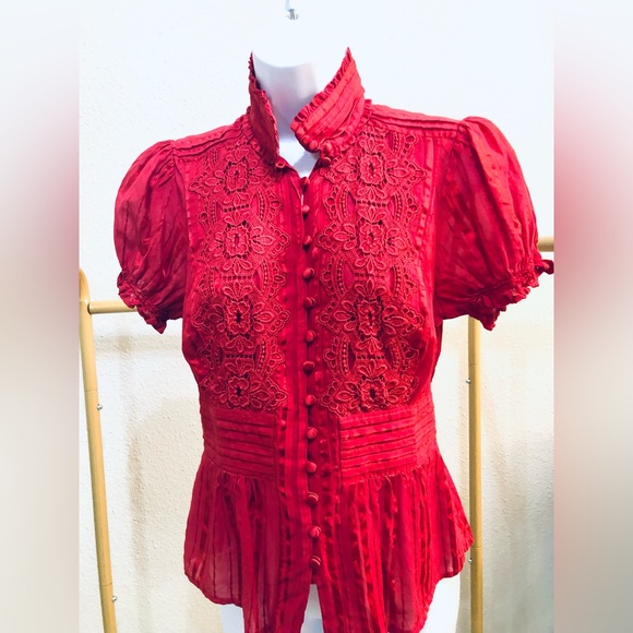 BEBE RED Short Sleeve Button Up Top in Size Medium! - Picture 3 of 16